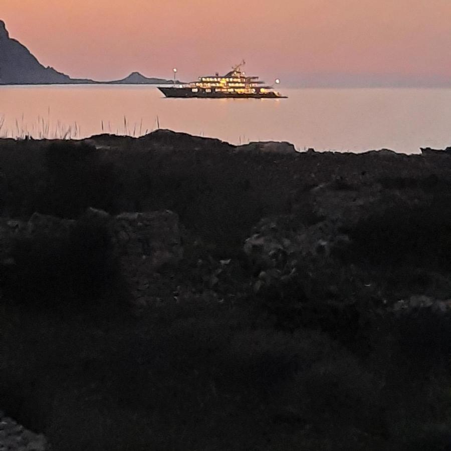 Villa Oblo Favignana Eksteriør bilde